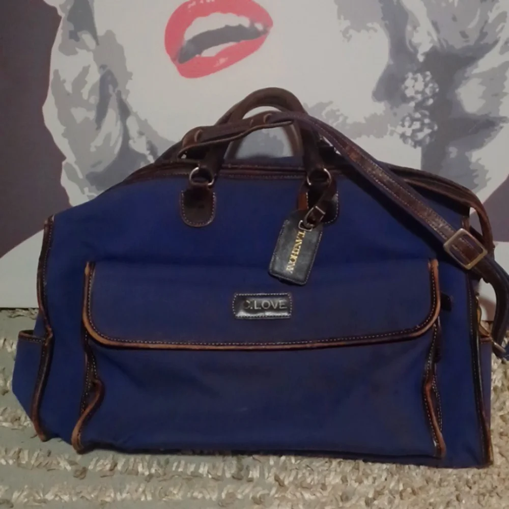 T Anthony Vintage Blueish Purple Canvas And Leather Travel Bag